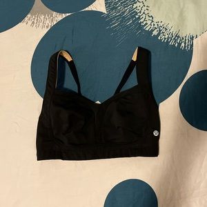 Lululemon tata tamer 34DD